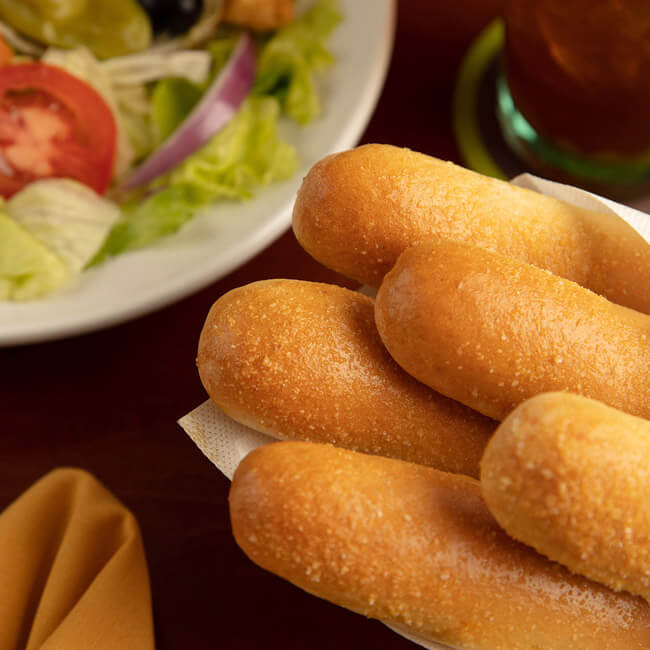 salad and breadsticks